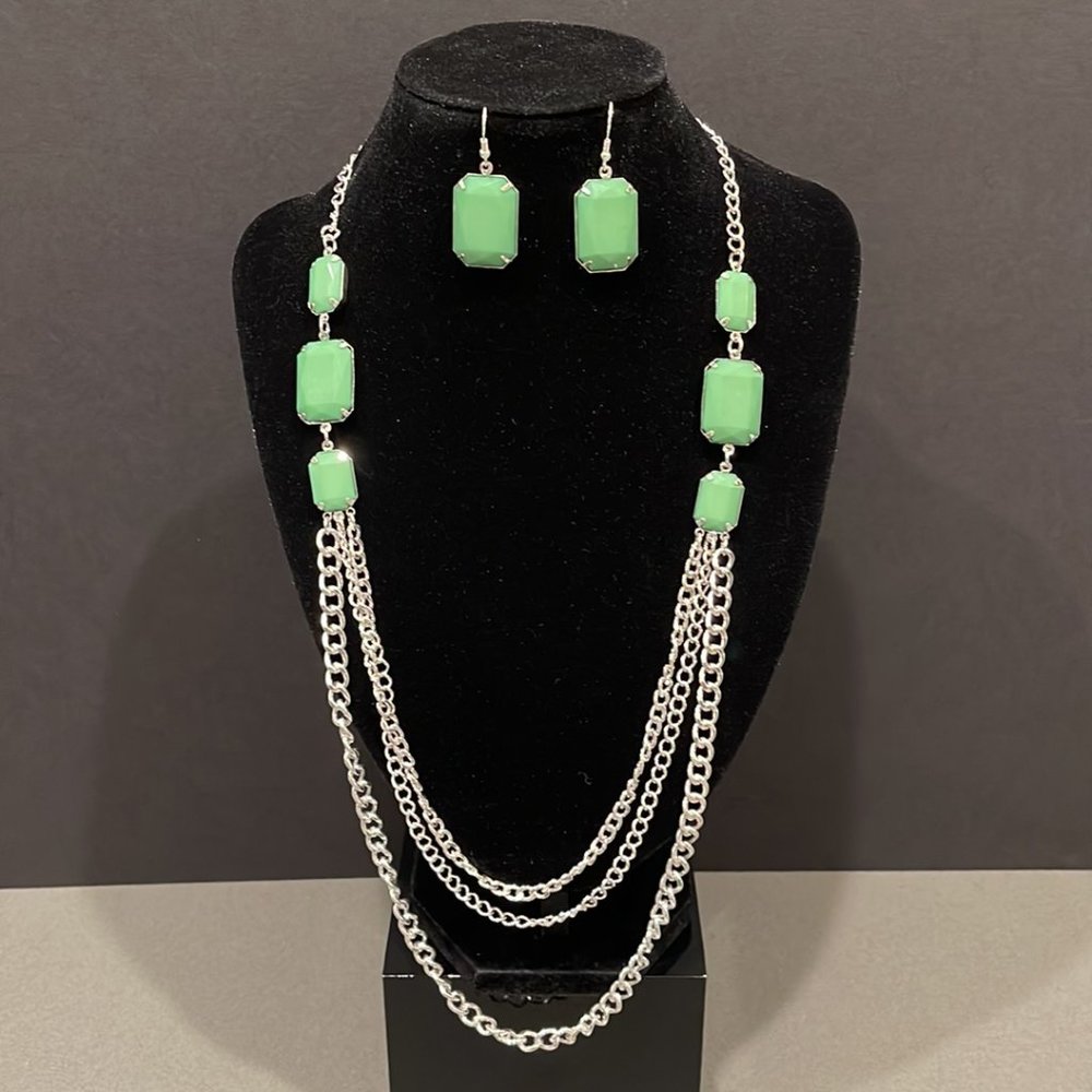 Green Gemstone Long Necklace